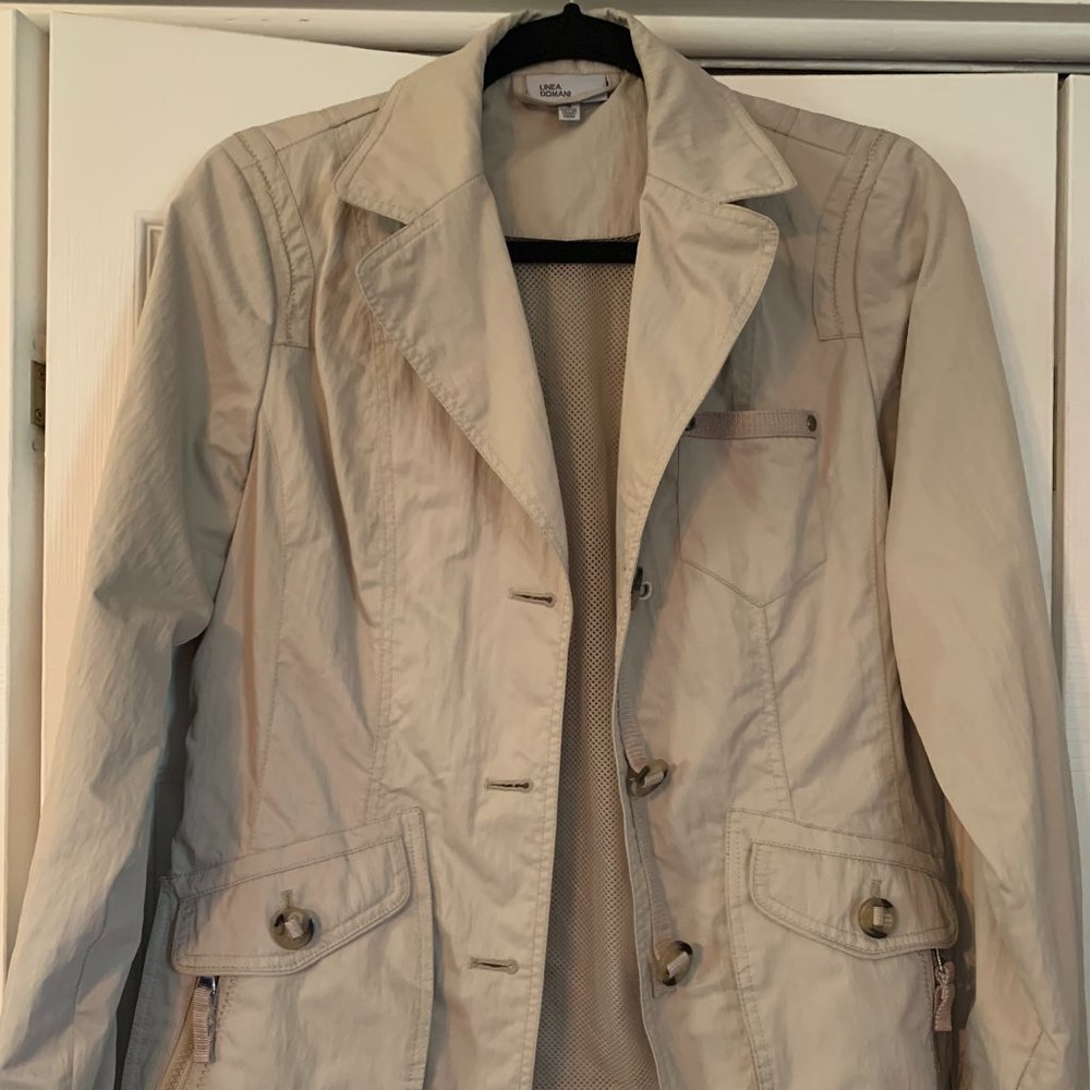 Rain jacket